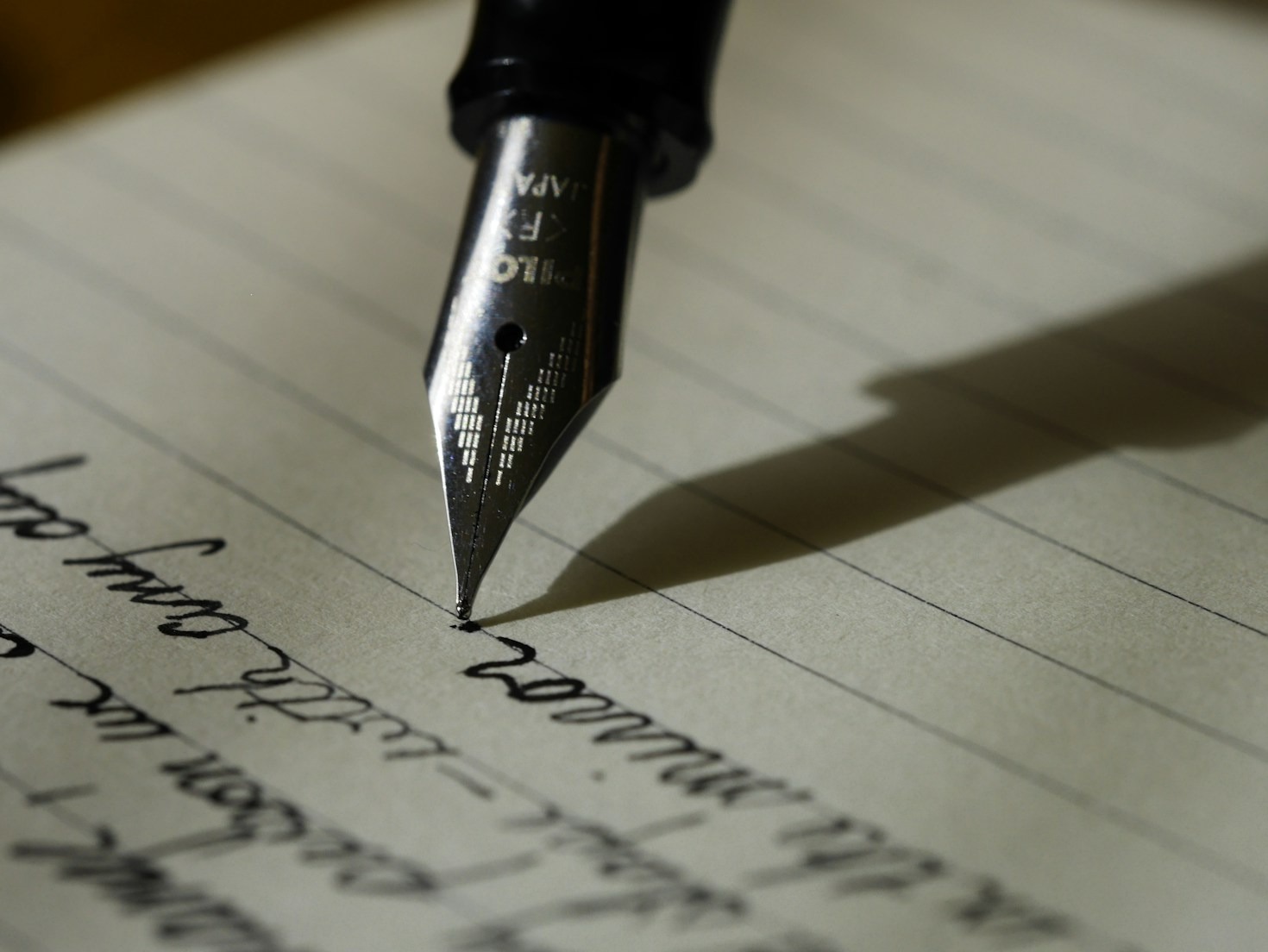 Tips for Overcoming Writer’s Block in Creative Work